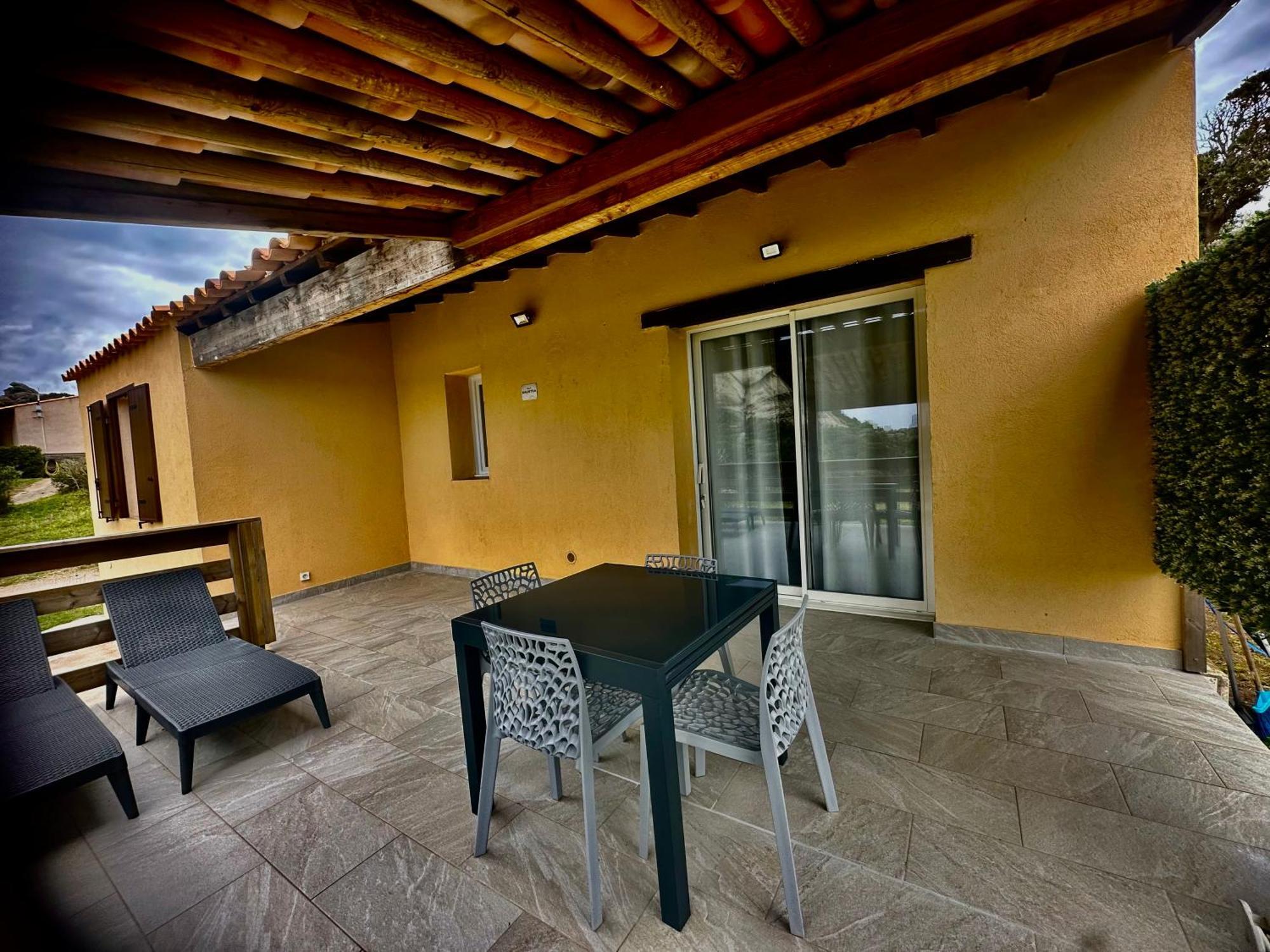 Villa A Santa Trinita Bonifacio  Exterior foto
